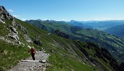 23 Vista verso Val del Riso e Val Seriana con la Presolana